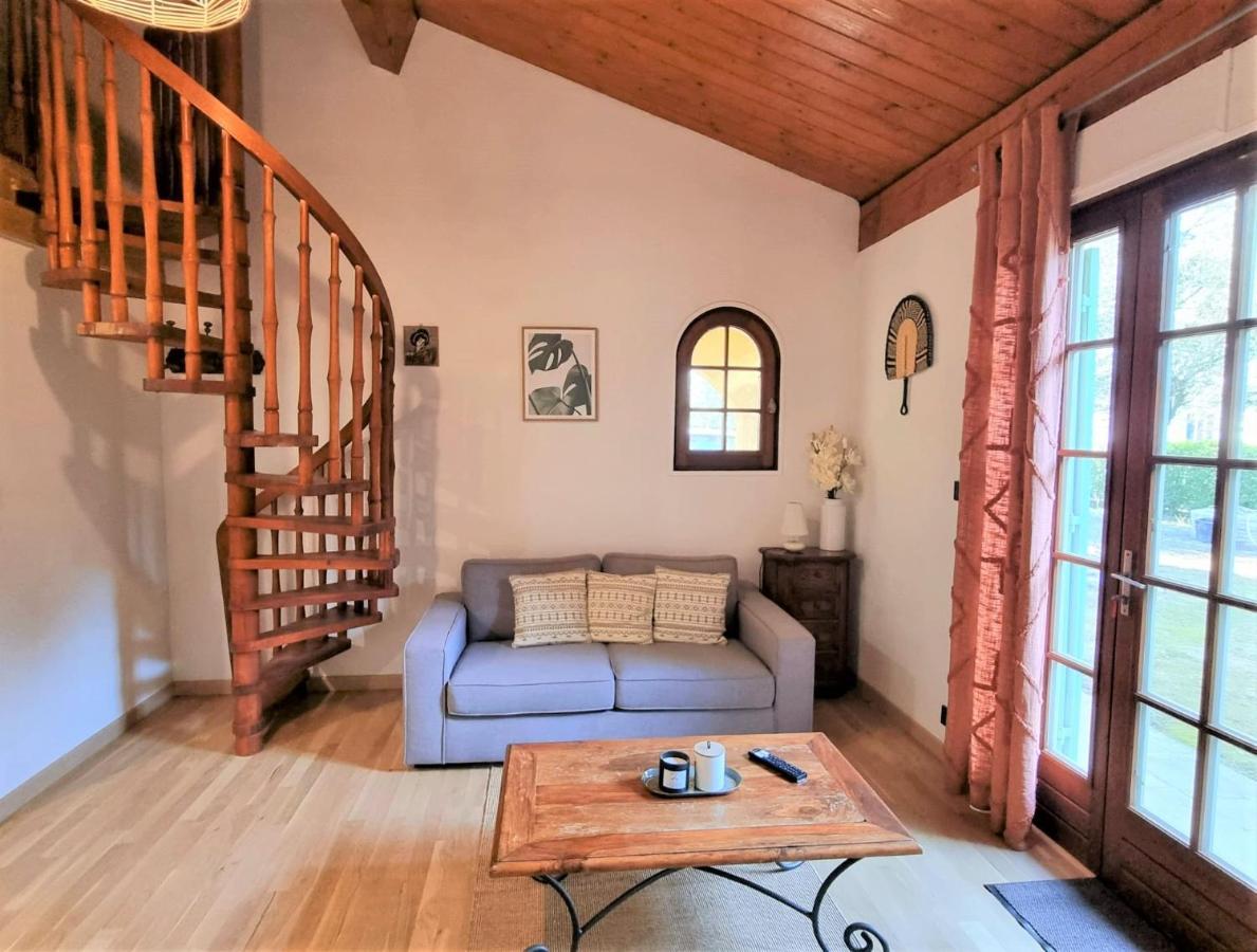 Le Chalet Charbonnières-les-Bains Esterno foto